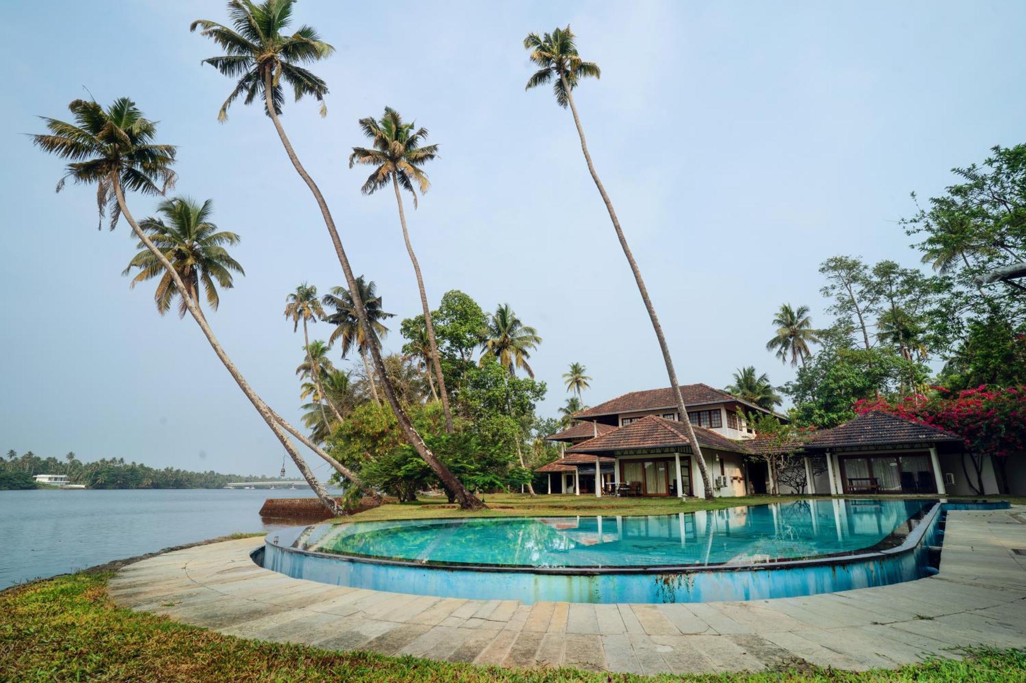 Cranganor History Cafe & Riverside Chateau North Paravur Exterior foto