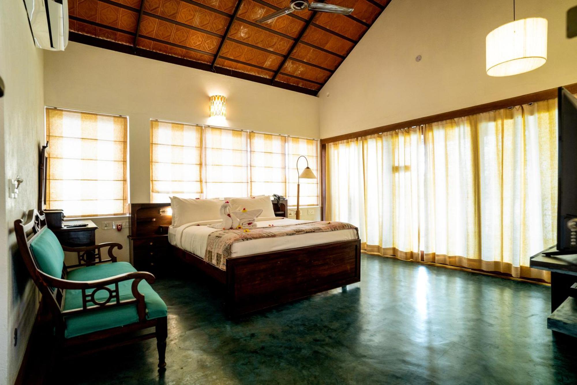 Cranganor History Cafe & Riverside Chateau North Paravur Exterior foto