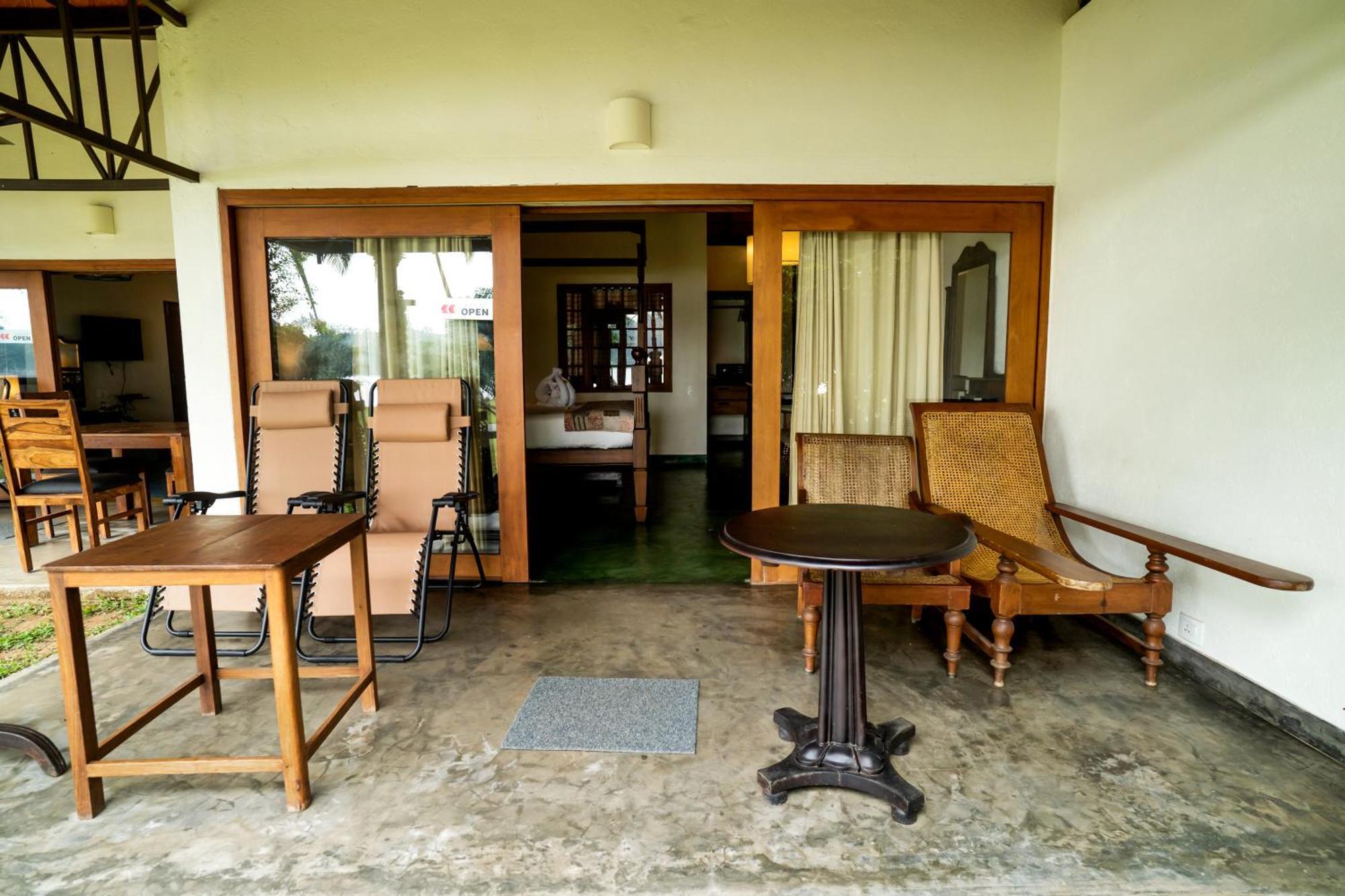 Cranganor History Cafe & Riverside Chateau North Paravur Exterior foto