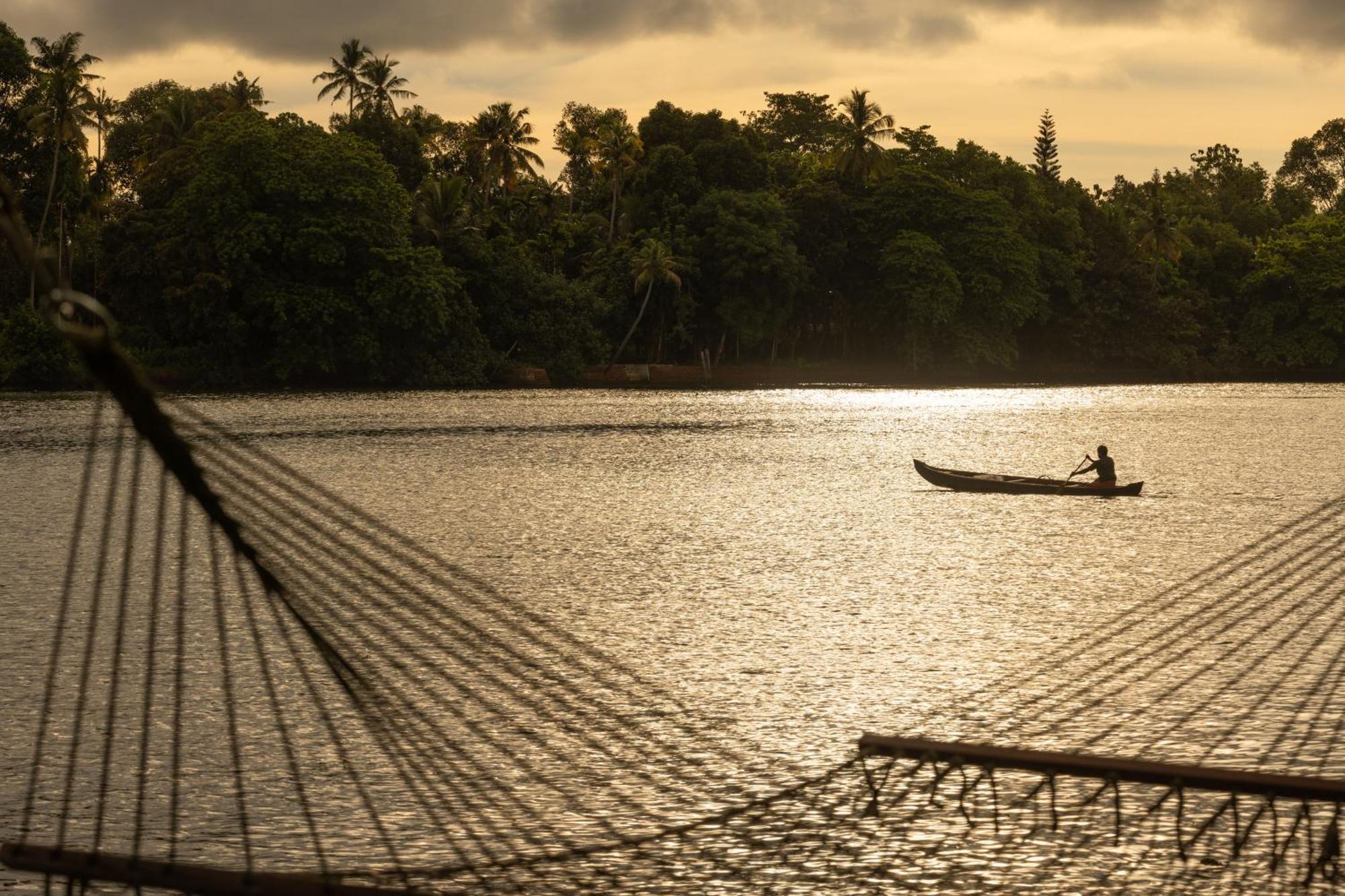 Cranganor History Cafe & Riverside Chateau North Paravur Exterior foto