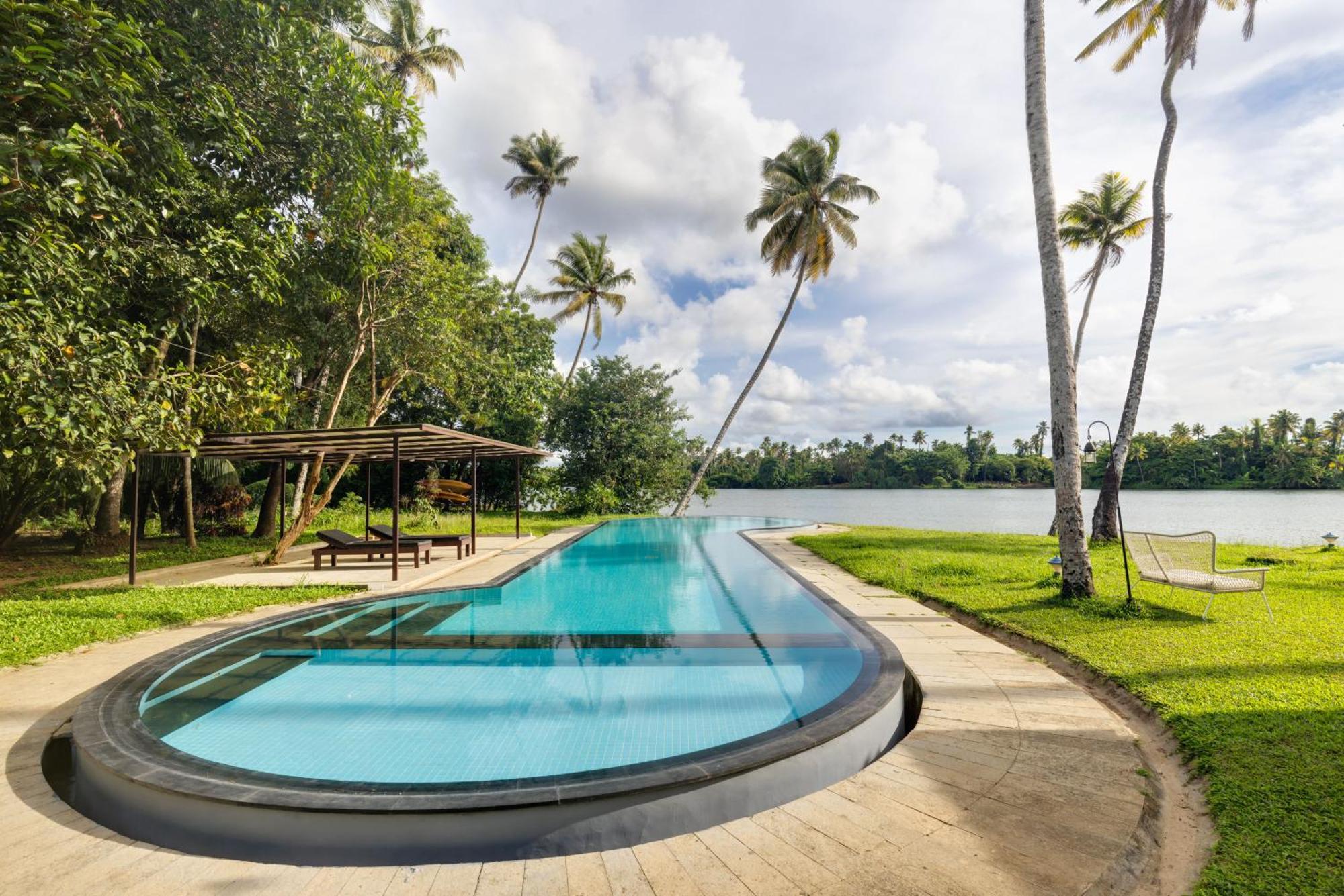 Cranganor History Cafe & Riverside Chateau North Paravur Exterior foto